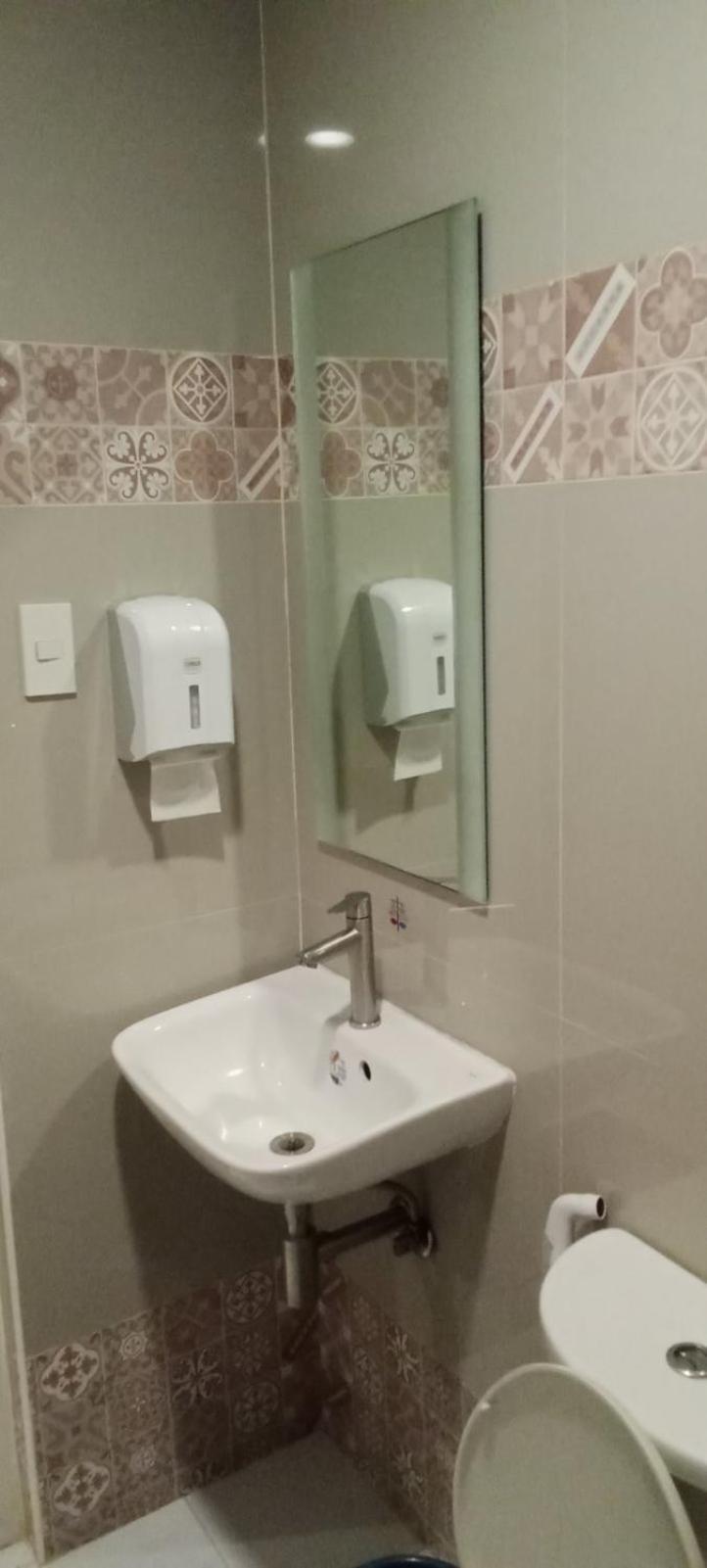 Hotel Sogo Buendia Pasay Exteriör bild