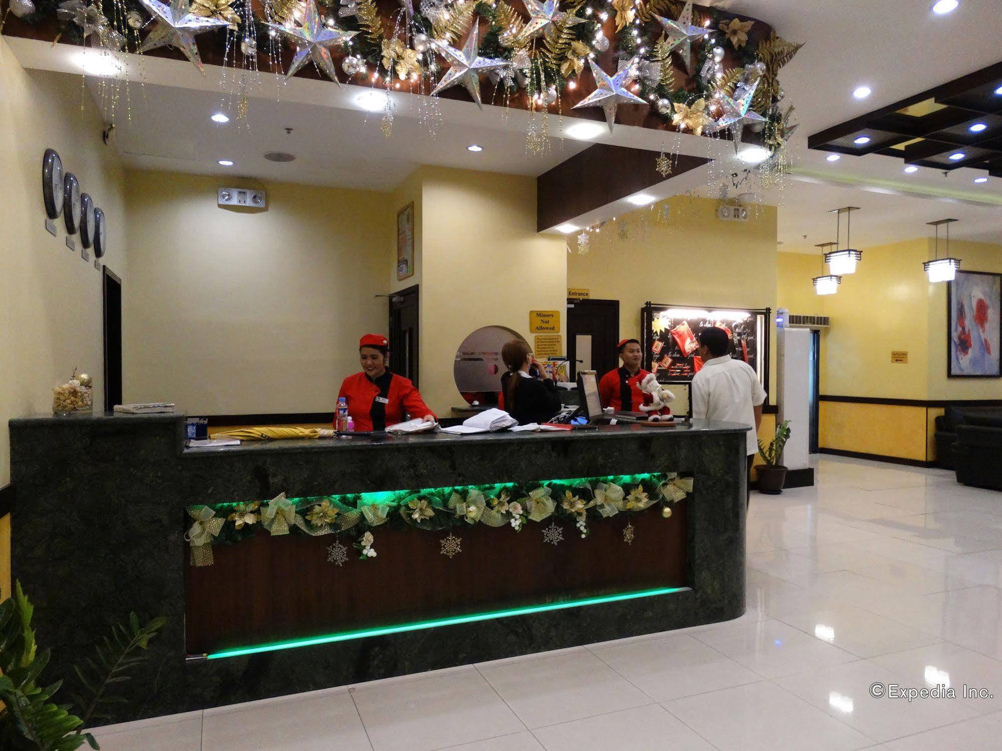 Hotel Sogo Buendia Pasay Exteriör bild
